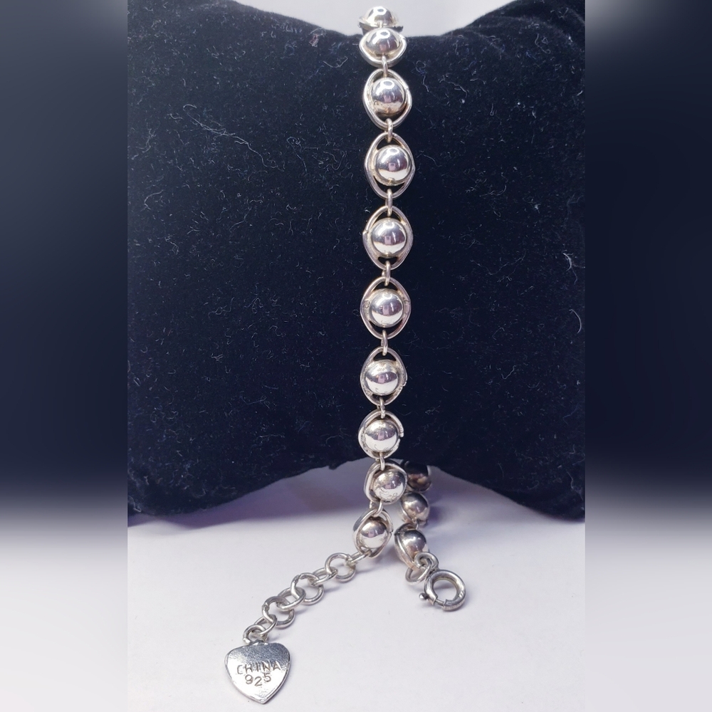 Sterling Silver Captive Beaded Anklet 10" Long.